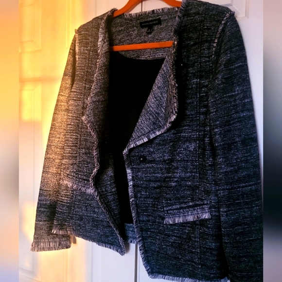 Banana Republic Black and Gray Blazer, Medium - Picture 7 of 8